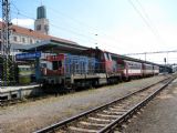 19.08.2009 - Hradec Králové hl.n.: 714.205-2 v čele Os 5512 Hradec Králové hl.n. - Turnov © PhDr. Zbyněk Zlinský