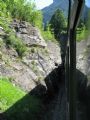 24.07.2009 - Regionálny vlak ZB. Skalné zárezy sú tiež súčasťou trate Luzern-Interlaken © Mária Gebhardtová