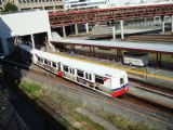 27.9.2009 - Vancouver, BC. Súprava dvoch dvojvozňových jednotiek ''SkyTrain'' (miestna rýchlodráha) © Michal Stríž