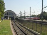 18.9.2006 - Kaiserbahnhof: pohľad z nástupišťa, napravo regionálny vlak do Brandenburgu © Ing. Peter Márton, PhD.