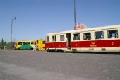 20.8.2009 - Kadaň: jsme na místě - žst. Kadaň hauptbahnhof, opět potkáváme oranžovozelené skákadlo © Mixmouses