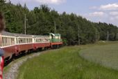 10.06.2006 - Cerhenice: mimořádný vlak na zkušebním okruhu v čele s T 669.0085 a vozy Bam 5110, 5113 a 5112 © Jiří Řechka