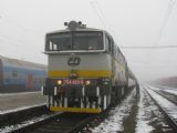 04.11.2009 - Jihlava: 754.023-0 nastoupila na R 929 ''Jihlava'' Strakonice - Brno © PhDr. Zbyněk Zlinský