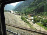 27.07.2009 - ICN 10017: Klesanie, stúpanie, mosty a nespočetné tunele, to všetko sa dá zažiť na Gotthardskej železnici © Martin Kóňa