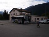 Setra 412 na lince Zernez- Livigno vyčkává na výchozí zastávce. 5.7.2009 © Jan Přikryl