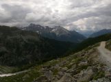 Alpské panorama masívu Bernina vysoko nad stanicí Berninabahn Alp Grüm. 5.7.2009 © Rastislav Štangl