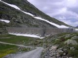 Jižní hráz přehradního jezera Lago Bianco. 5.7.2009 © Aleš Svoboda