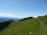 Cesta po hřebeni Monte Generoso na švýcarsko-italské hranici. 8.7.2009 © Tomáš Kraus