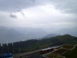 Pohled z vrcholu Rigi na stanici Rigi Kulm a štíty Alp v pozadí. 12.7.2009 © Jan Přikryl