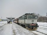 16.01.2010 - Turnov: 750.312-1 v čele Os 5506 Hradec Králové hl.n. - Turnov © PhDr. Zbyněk Zlinský