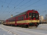 23.01.2010 - Hradec Králové hl.n.: 843.005-0 odjíždí v čele R 989 Liberec - Pardubice hl.n. © PhDr. Zbyněk Zlinský