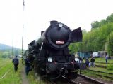 15.05.2004 - Stará Paka: ''němka'' opět v čele zvl. vlaku 33306 Pardubice - Liberec © PhDr. Zbyněk Zlinský