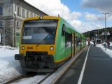 27.02.2010 - Bayerisch Eisenstein: souprava VT 23 + VT 19 RBG jako Os 7574/RB 32425 Špičák - Plattling © PhDr. Zbyněk Zlinský