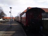 Souprava osobního vlaku na Brocken stojí ve Wernigerode bez lokomotivy… 27.2.2010 © Jan Přikryl