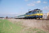 7.4.2010 - úsek Olomouc hl.n. a Olomouc - Nové Sady: 363.030, R902 Praděd © Radek Hořínek