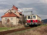 Odjezd z výhybny Hostomice, 5.4.2010, © Jan Kubeš