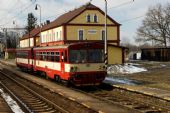 07.03.2010 - nádraží Ražice: 810.266 © Jiří Řechka