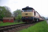 01.05.2010 - úsek Velká Bystřice zastávka - Velká Bystřice: 749.257, Os3528 v mimořádném řazení © Radek Hořínek