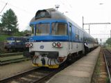 04.05.2010 - Jihlava: 954.222-6 + 054.306-6 + 854.206-0 jako Os 4813 Jihlava - Brno hl.n., vlevo zálohová 210.015-4 © PhDr. Zbyněk Zlinský