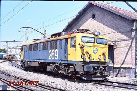 269.275-4 RENFE, 06.06.1996 - Valencia Nord, výrobce:  Wesa-Gee Macosa v.č. 705 r.v.1983 licencia Mitsubishi, © Václav Vyskočil