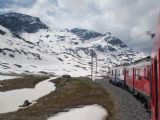 30.05.2010 – Bernina pass: pekné výhľady na Piz Cambrena z vlaku klesajúceho do Pontresiny © Ivan Schuller