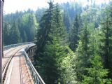 02.07.2010 - úsek Kořenov - Harrachov: viadukt přes Jizeru (foto z Os 26203) © PhDr. Zbyněk Zlinský