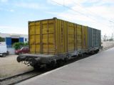 04.06.2010 - Mahdia: vůz YNN 6801 s trvale převáženými kontejnery © PhDr. Zbyněk Zlinský
