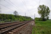 7.5.2010 - úsek Olomouc - Štěpánov: tak tudy snad ne, když vlaky tu jezdí rychlostí až 160 km/h © Radek Hořínek