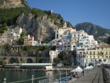 02.08.2010 – Amalfi: mestečko Amalfi z prístavu © Ivan Schuller