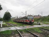 27.08.2010 - Chabówka: EN57-2021 přijíždí od Zakopaneho jako vlak 22123/22122 Zakopane - Kraków Główny © PhDr. Zbyněk Zlinský