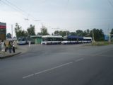 Riga: typické setkání různých typů kloubových trolejbusů na konečné linky 15 Višku iela. 16.8.2010 © Jan Přikryl