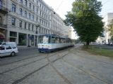 Riga: souprava tramvají typu T6B5 v centru města na křižovatce u divadla. 16.8.2010 © Jiří Mazal