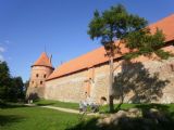 Trakai: hradby kolem hradu. 20.8.2010 © Jiří Mazal