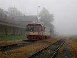 8.10.2010 - Vidnava: Vlak 23610 po zastavení ve stanici © Josef Vilímek