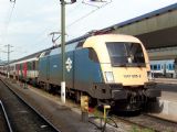 01.05.2004 - Wien Westbahnhof: 1047.005-2 MÁV v čele E1525 z Linz/Donau Hbf © PhDr. Zbyněk Zlinský