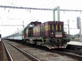 01.07.2006 - Pardubice hl.n.: 731.009-7 odpojuje 3 poslední vozy od R 705 ''Chodovar'' Cheb - Břeclav © PhDr. Zbyněk Zlinský