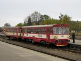 24.10.2010 - Turnov: 809.239-7 v čele Os 9565 Turnov - Mladá Boleslav hl.n. (foto z R 982) © PhDr. Zbyněk Zlinský