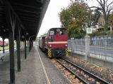 24.10.2010 - Zittau: 199.013 přiváží vlak DPN 701 Kurort Jonsdorf - Zittau na nádražíčko SOEG © PhDr. Zbyněk Zlinský