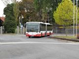 24.10.2010 - Zittau: před nádraží přijíždí autobus NAD z Görlitz za spoj OE 82623 ODEG Cottbus - Zittau © Karel Furiš