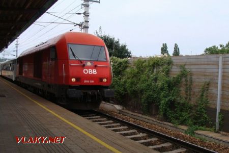 31.7.2010 - Wien Simmering: Regio smer Bratislava hl.stanica ukončuje naše 16 dňové putovanie po Európe © Martin Kóňa