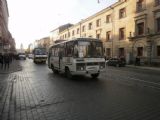 Lvov, Horodotská ulice, maršrutka na plyn (viz plynové bomby na střeše), 30.10.2010 © Jiří Mazal