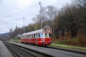 13.11.2010 - Hlubočky-Mariánské Údolí: 851.032 čeká na křižování s R820 © Radek Hořínek