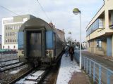 27.11.2010 - Tábor: souprava 113.002-0 + BDs 82-40 328-2 + Bt 21-17 004-2 jako Os 28411 z Bechyně © PhDr. Zbyněk Zlinský