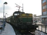 27.11.2010 - Tábor: souprava 113.002-0 + BDs 82-40 328-2 + Bt 21-17 004-2 jako Os 28411 z Bechyně © PhDr. Zbyněk Zlinský