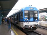 24.11.2010 - Hradec Králové hl.n.: 843.009-2 v čele R 986 Pardubice hl.n. - Liberec © PhDr. Zbyněk Zlinský