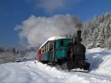 Zimná romantika v zasneženej výhybni Šánske, 4. 12. 2010, © Radovan Plevko