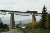 Červené čudo na viadukte, 26.9. 2010, © Ing. Igor Molnár