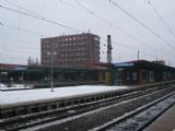 22.12.2010 - Pardubice hl.n.: zasněžené a téměř liduprosté nádraží © PhDr. Zbyněk Zlinský
