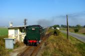 464.202 míjí už zrušenou hlásku Skašov na trati Tovačov – Kojetín 28.9.2008 © Jiří Zedníček