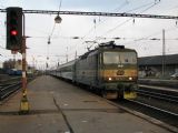 12.02.2011 - Olomouc hl.n.: 162.012-9 přiváží Ex 527 ''Mojmír'' Praha hl.n. - Luhačovice © PhDr. Zbyněk Zlinský